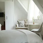Bed & Breakfast Picabella - En Atelier 3*